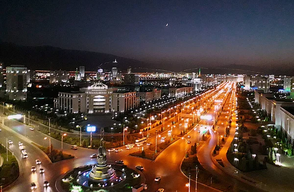 Ashgabat Turkmenistán Circa Octubre 2021 Vista Nocturna Los Nuevos Bulevares —  Fotos de Stock