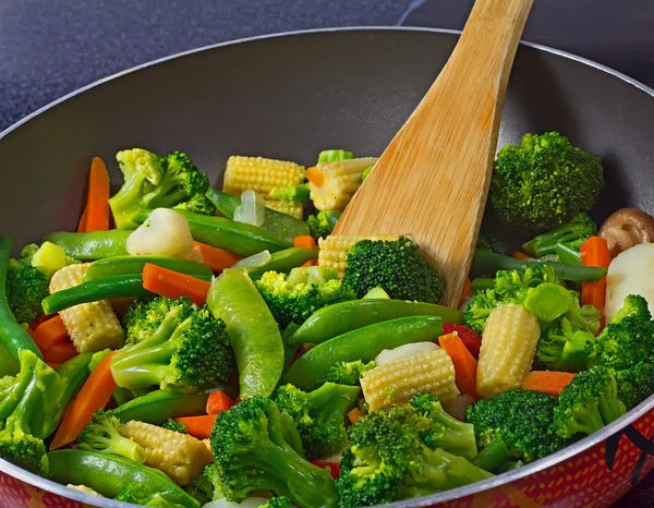 Närbild på stir fry grönsaker — Stockfoto