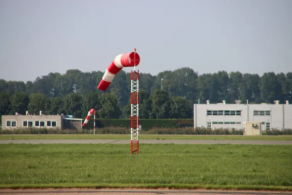 Calcetín Viento Pista Aterrizaje Del Aeropuerto Lelystad Los Países Bajos — Foto de Stock