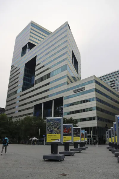 Buidings Train Metro Tramstation Amsterdam Zuid Heart Financial District Netherlands —  Fotos de Stock