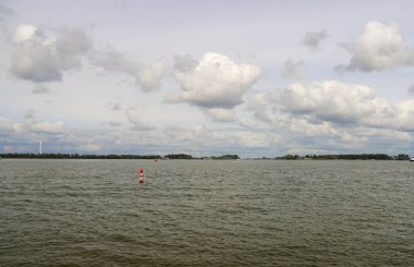 Hollanda 'daki Moerdijk Limanı ve Endüstri Diep Limanı