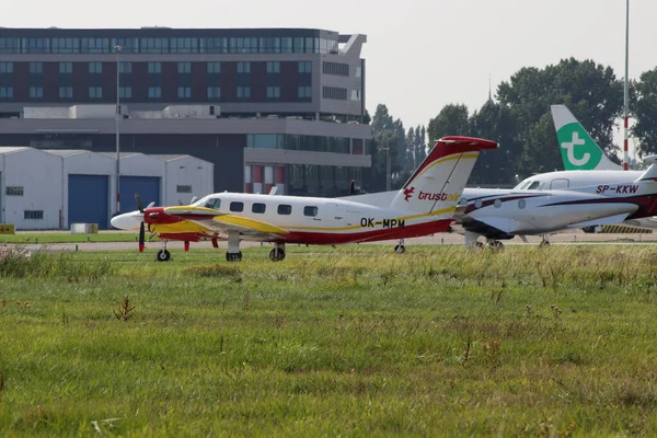 Kkw Private Pilatus Rotterdam Aeropuerto Haya Los Países Bajos —  Fotos de Stock