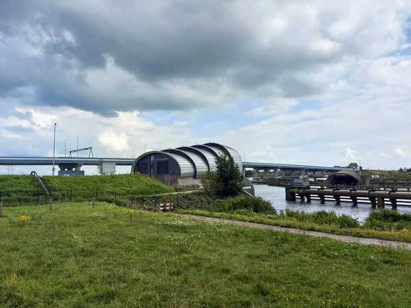 Wandelen Met Balgdam Bij Hoogwater Nederland Water Uit Het Ketelmeer — Stockfoto