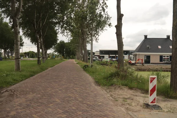 オランダのNieuwerkerk Aan Den Ijsselの地元道路Hoofdweg Noord — ストック写真