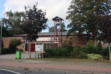 Hollanda, Waddinxveen 'deki De Hoeksteen kilisesi için çan kulesi.