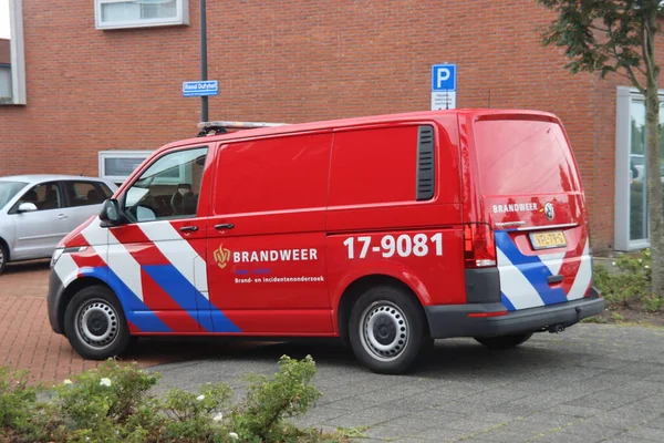 Brandweerlieden Bij Een Brand Een Geestelijke Gezondheidszorgorganisatie Rotterdam Nesselande — Stockfoto