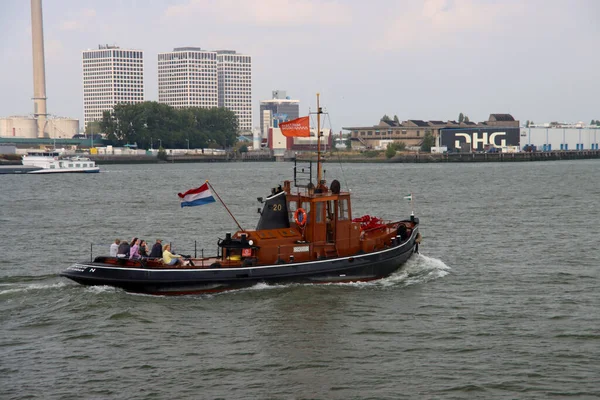 Gamla Bogserbåtar Nieuwe Waterweg Vid Det Tidigare Rdm Området Heijplaat — Stockfoto