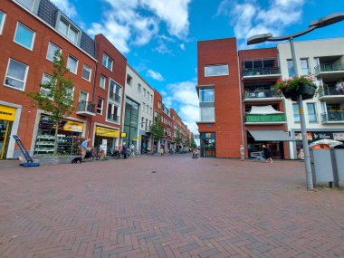 Alışveriş merkezi Gouwe Plein Hollanda 'nın yeni şehir merkezi Waddinxveen' de.
