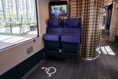 Rotterdam - 2 Temmuz, sunum Hollanda 'da sanatsal tuvaleti olan yeni INCG şehirlerarası