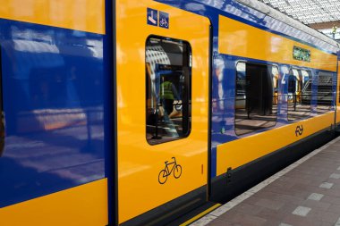 Rotterdam - 2 Temmuz, Sunum Hollanda 'nın yeni INCG şehirlerarası platformu Rotterdam Centraal boyunca