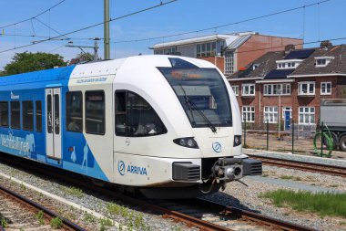 Arriva Spurt (D/E-GTW) on the Vechtdallijnen at the station of Zwolle in the Netherlands