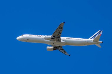 F-GTAM Air France Airbus A321-212 departing from Schiphol Amsterdam Airport netherlands