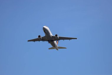 D-AIBB Lufthansa Airbus A319-112 departing from Amsterdam Schiphol Airport at Aalsmeerbaan in the Netherlands