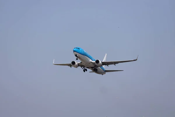 Bxf Klm Royal Dutch Airlines Boeing 737 8K2 Departing Amsterdam — Stock fotografie