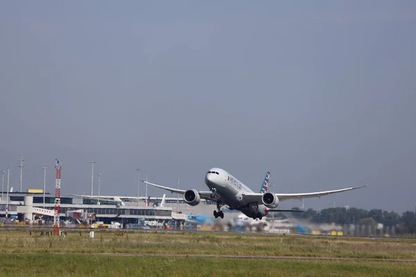 N838Aa American Airlines Boeing 787 Dreamliner Departing Amsterdam Schiphol Airport — Stok fotoğraf