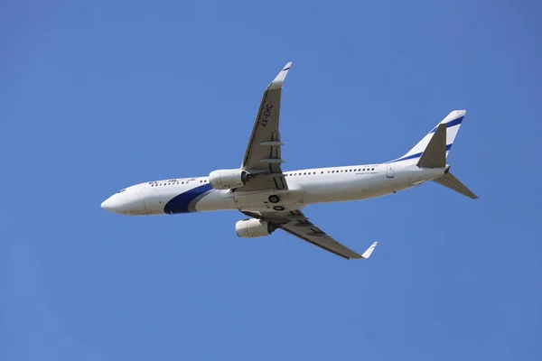 Ehc Israel Airlines Boeing 737 958Er Departing Amsterdam Schiphol Airport — Foto de Stock