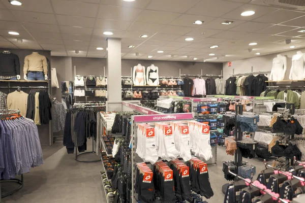 Магазин Одежды Бренда Terstal Открывается Торговом Центре Reigerhof Nieuwerkerk Aan — стоковое фото
