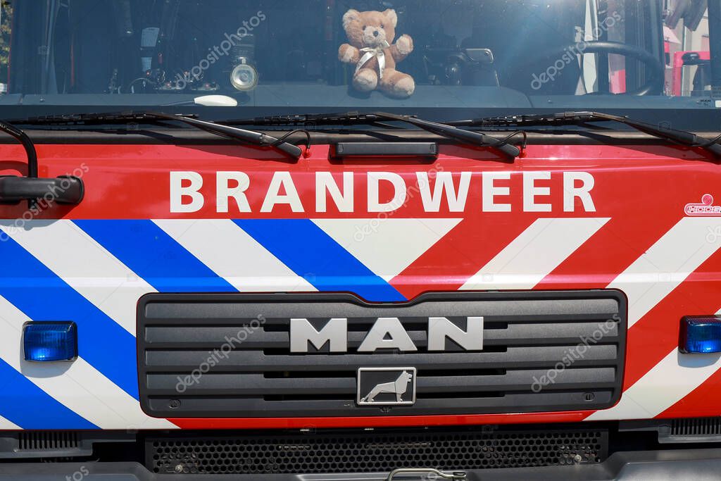 Front of first autotank vehicle of fire brigade Hollands Midden in Nieuwerkerk