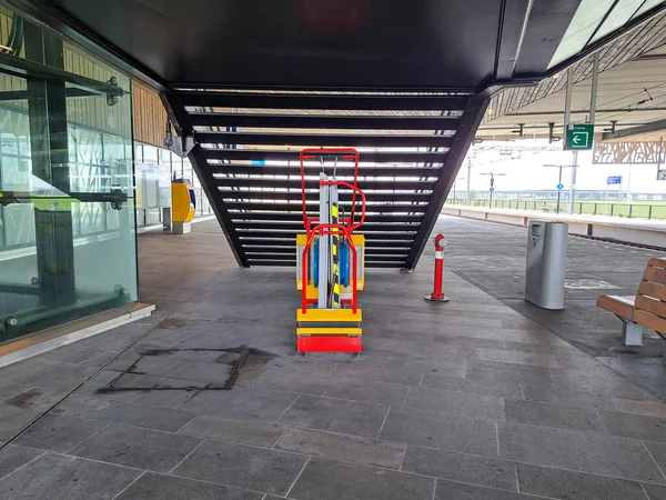 Zugangsrampe Für Rollstuhlfahrer Bahnhof Lansingerland Zoetermeer Den Niederlanden — Stockfoto