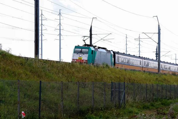 Traxx Lokomotiva Meziměstském Přímém Vlaku Železniční Trati — Stock fotografie