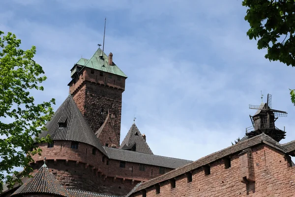 França, Haut Koenigsbourg castelo na Alsácia — Fotografia de Stock