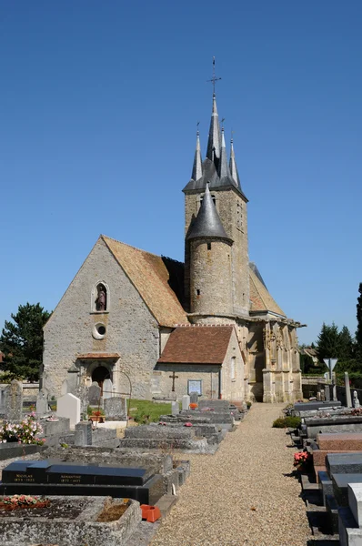 Frankrike, kyrkan saint georges av richebourg — Stockfoto