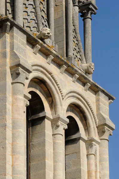 Yvelines, zvonici kostela vernouillet — Stock fotografie