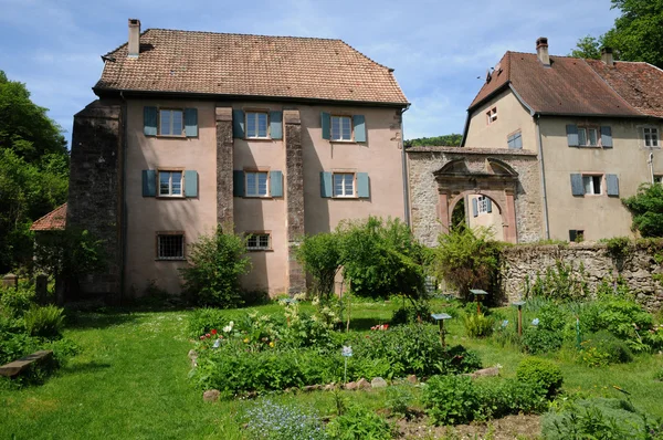 França, a abadia romana de Murbach na Alsácia — Fotografia de Stock