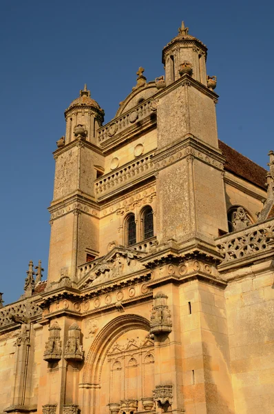 Ile de France, the historical church of Vetheuil — Stock Photo, Image