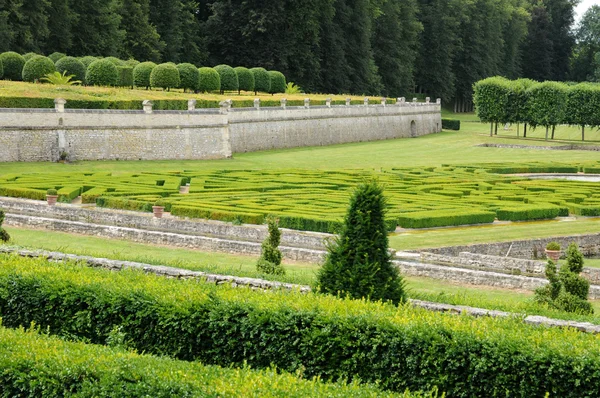 França, jardim formal francês no Domaine de Villarceaux — Fotografia de Stock