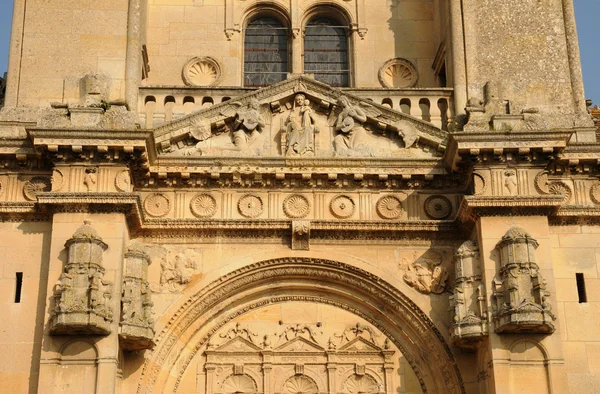 Ile de France, l'église historique de Vetheuil — Photo