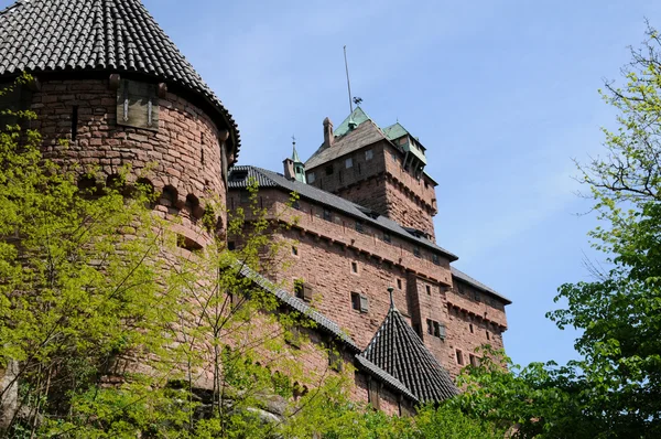 Frankrike, haut koenigsbourg slott i alsace — Stockfoto