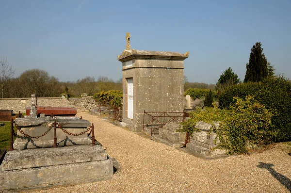 Франция, кладбище Черенса в Валь-д 'Иштл-Уаз — стоковое фото