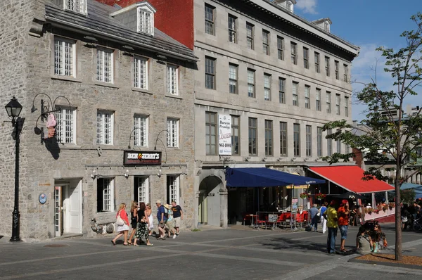 Canadá, a Place Jacques Cartie em Montreal — Fotografia de Stock