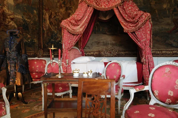 Ile de France, bed room in the castle of villarceaux — Stock Photo, Image