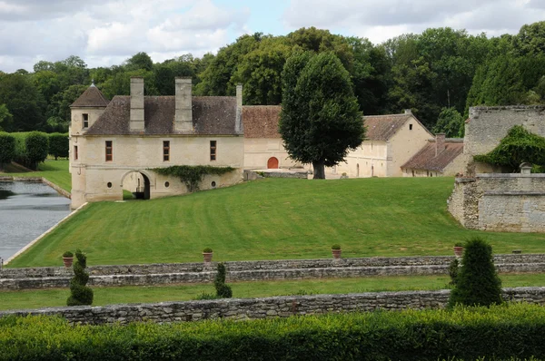 Castelo renascentista no Domaine de Villarceaux — Fotografia de Stock