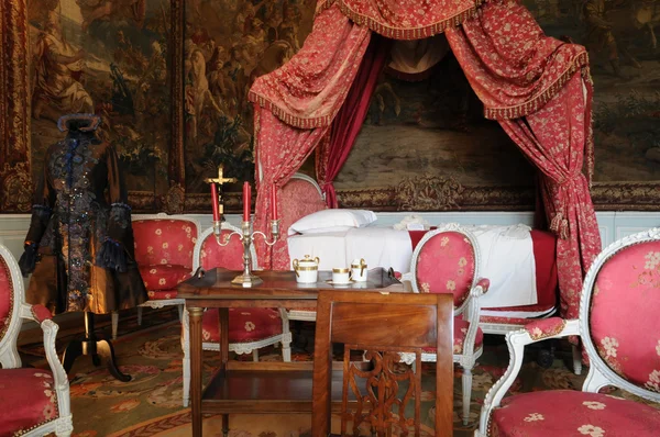 Ile de France, quarto de cama no castelo de villarceaux — Fotografia de Stock