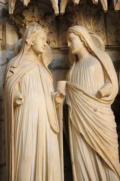 Cathedral of Chartres, statues on the porch — Stock Photo, Image