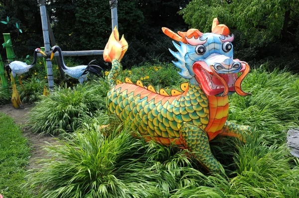 Canada, dragon de papier dans le Jardin botanique de Montréal — Photo