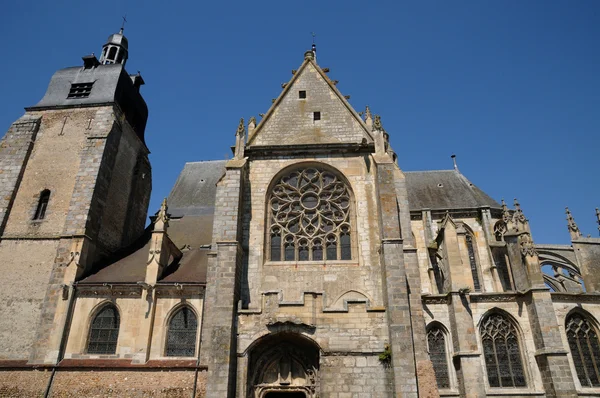 La chiesa di Nogent le Roi in Eure et Loir — Foto Stock