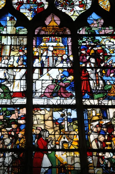 La iglesia de Nogent le Roi en Eure et Loir — Foto de Stock