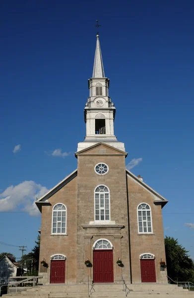 Quebec, de historische kerk van saint laurent — Stockfoto