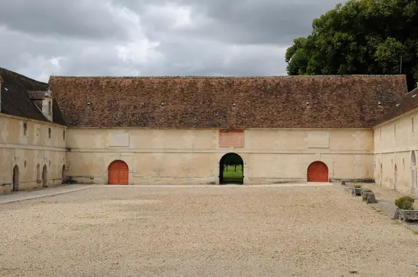 Val d Oise, renaissance stable of the castle of villarceaux — Stock Photo, Image