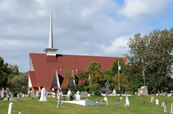 Quebec, the church Sainte Croix in Tadoussac — Stock Photo, Image