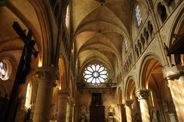 Francia, la iglesia de Auvers sur Oise — Foto de Stock