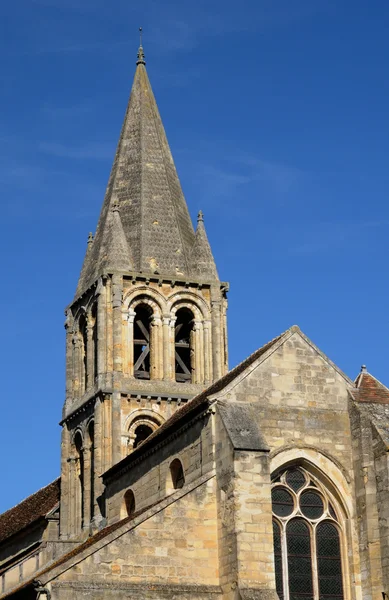 Francia, chiesa di Jouy Le Moutier in Val d Oise — Foto Stock