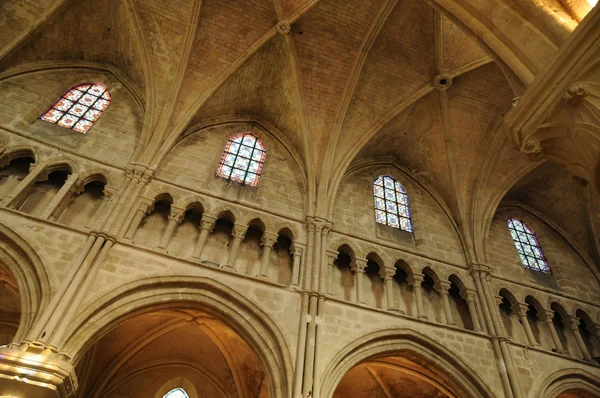 Frankrike, kyrkan i auvers-sur-oise — Stockfoto