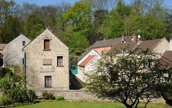 Ile de france, het dorp van boisemont in val d oise — Stockfoto