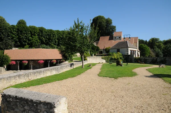 Yvelines, la chiesa di Saint Denis a Goussonville — Foto Stock