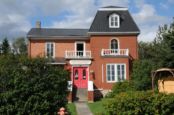 Quebec, das malerische dorf tadoussac — Stockfoto